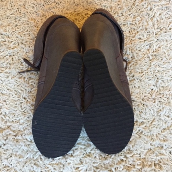 Tesori Booties- size 6.5 - Picture 3 of 3